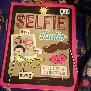 Selfie Studio with 25 Props and over 100 Stickers